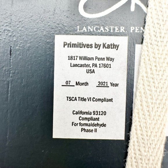 Primitives by Kathy Bank 2 Sock Set Retirement Bank 4 in Gray Socks One Size NWT - Picture 7 of 9